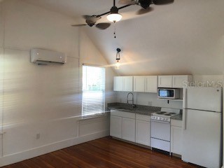 303 Mary Avenue #3 New Smyrna Beach FL 32168 NS1087827 image2