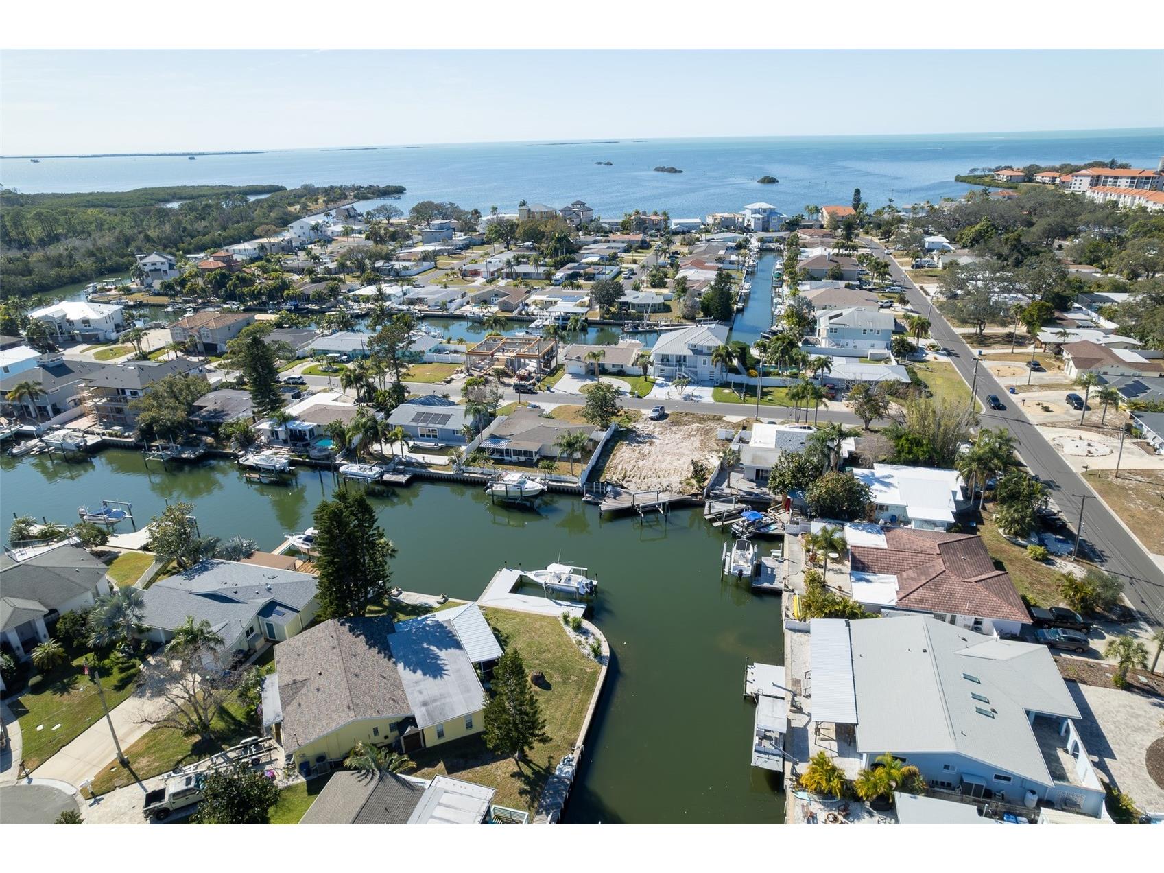 303 Morningside Drive Palm Harbor FL 34683 A4679780 image3