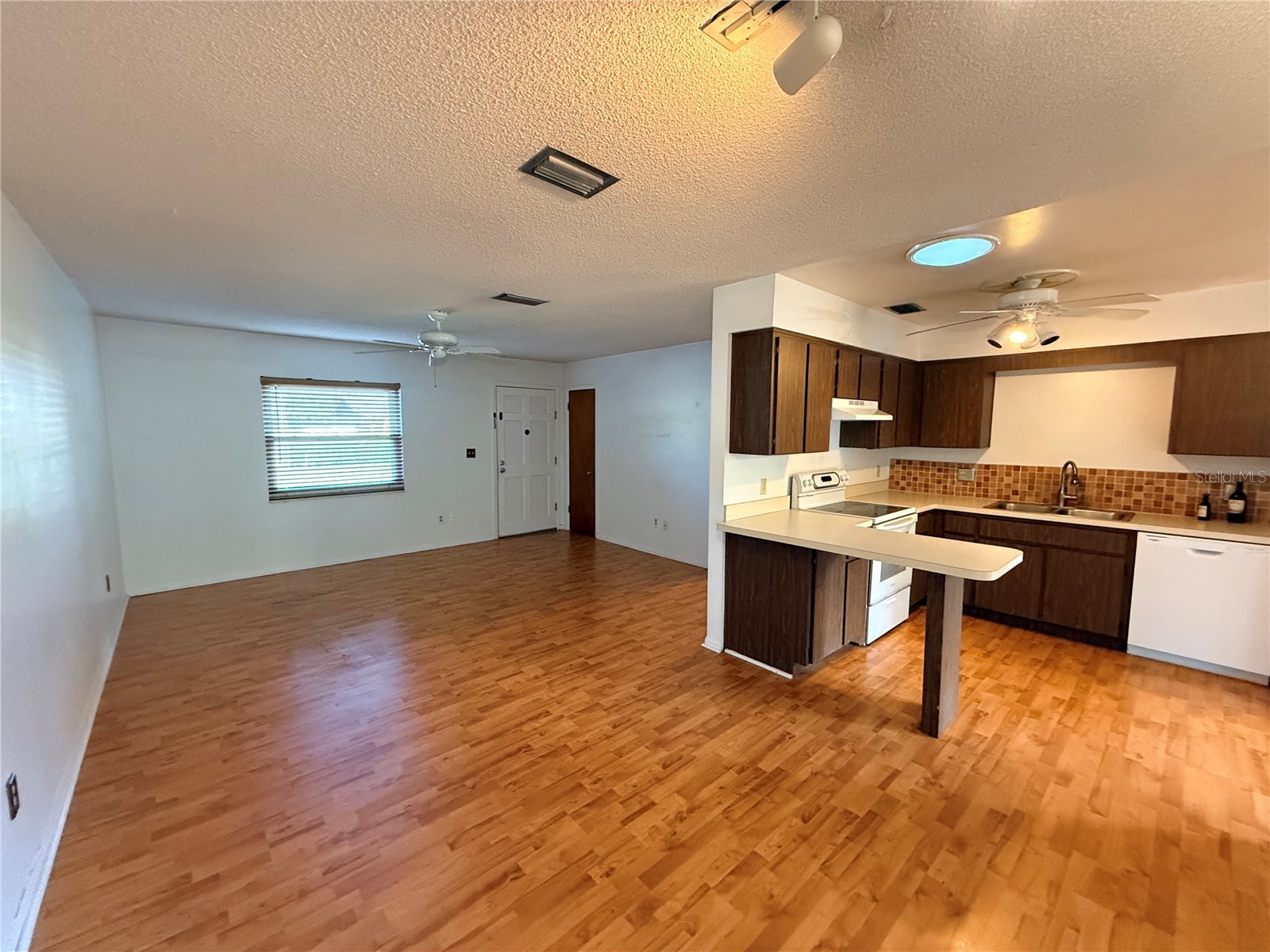 303 N Boundary Avenue Deland FL 32720 V4948116 image4