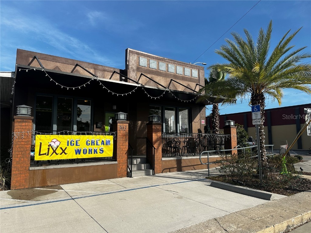 303 N Grove Street #1 Eustis FL 32726 O6092036 image1