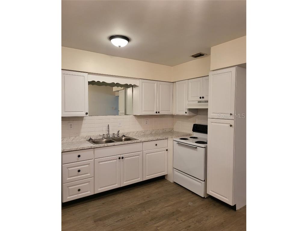 303 N Mars Avenue Clearwater FL 33755 TB8438924 image8