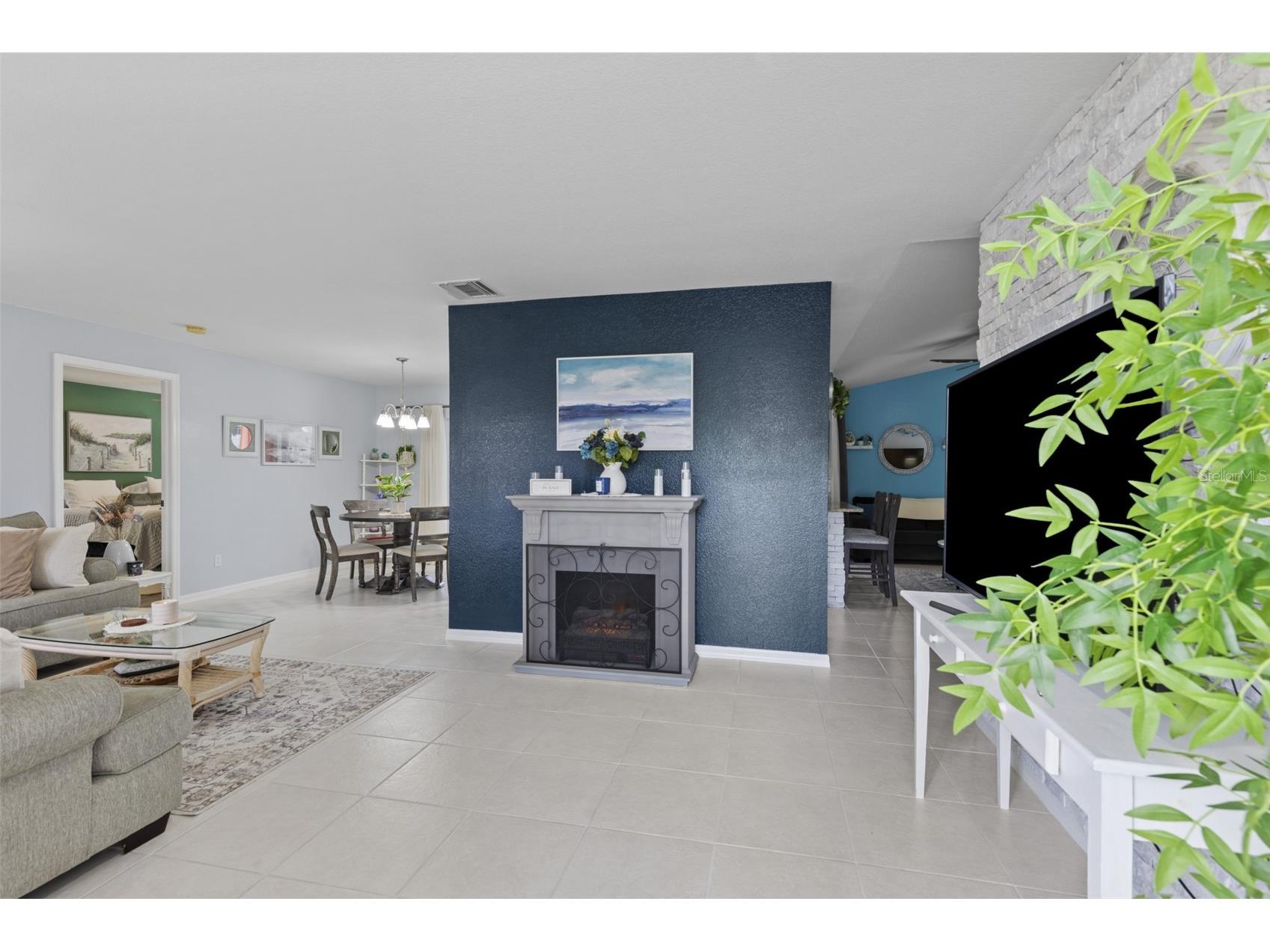 303 NE 13th Avenue Cape Coral FL 33909 TB8485161 image11