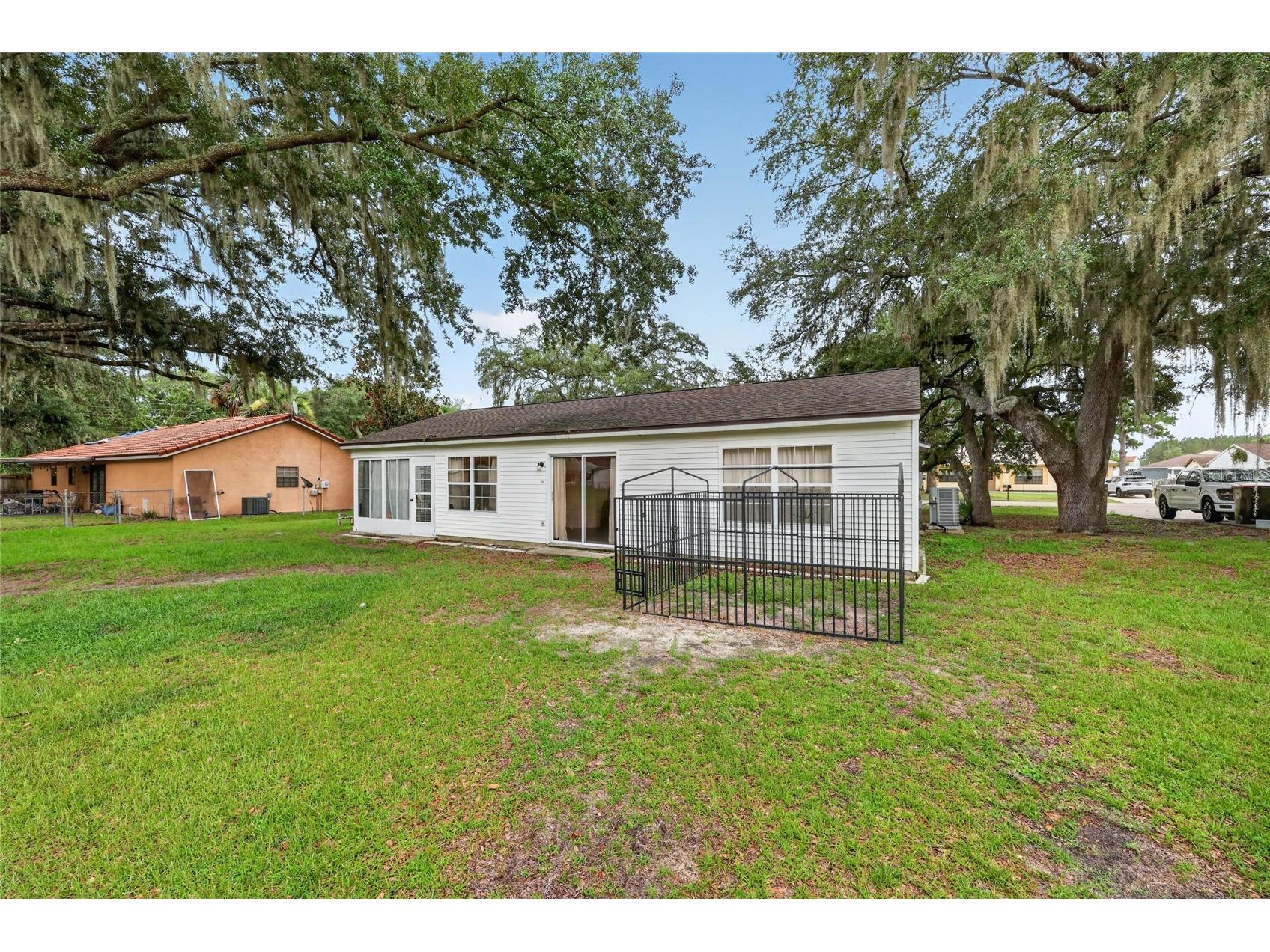 303 Oak Track Pass Ocala FL 34472 OM728533 image32