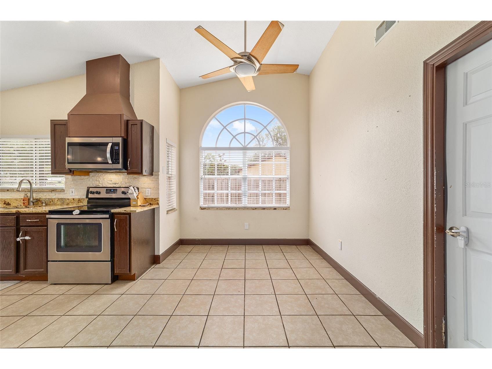 303 Oak Track Trail Ocala FL 34472 OM723208 image17