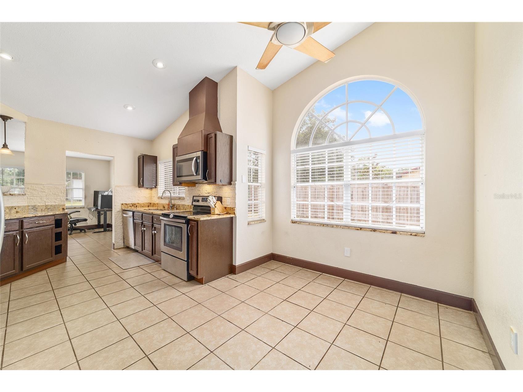 303 Oak Track Trail Ocala FL 34472 OM723208 image18