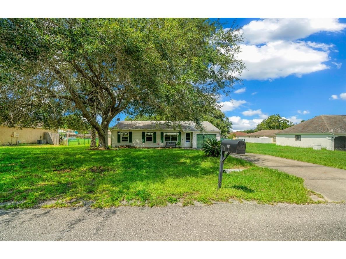 303 Oak Track Way Ocala FL 34472 OM686148 image1
