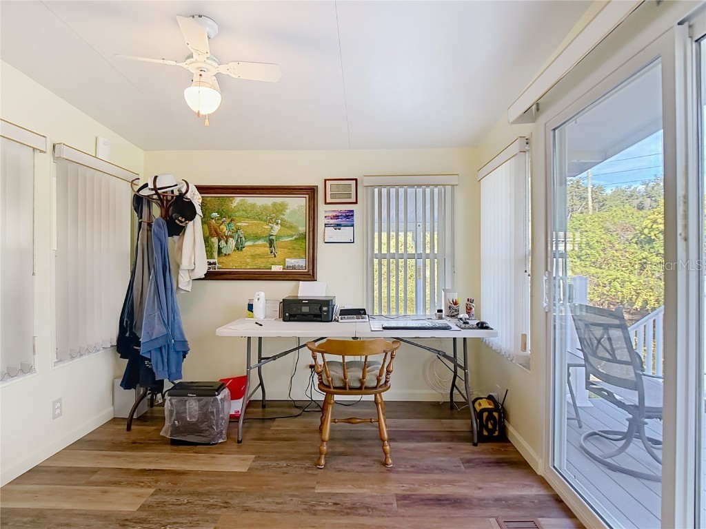 303 Pine Loop Frostproof FL 33843 TB8453647 image35