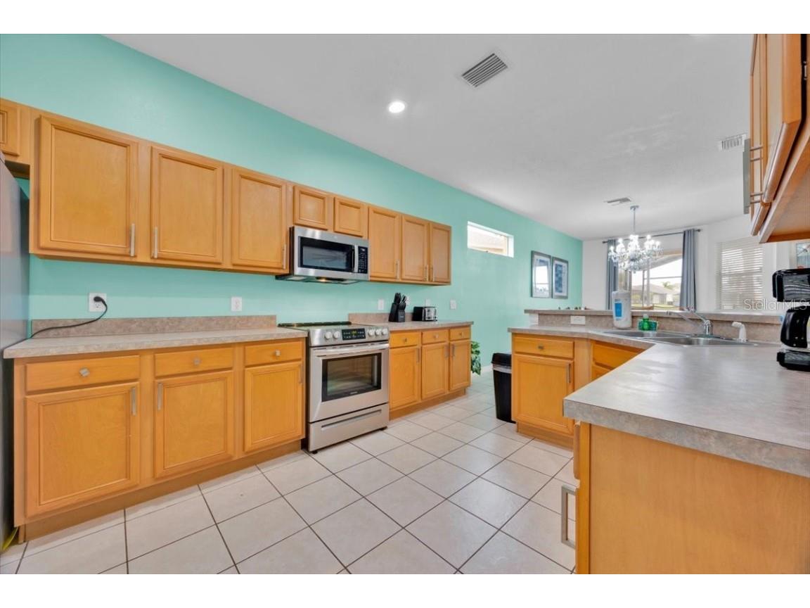 303 Plumoso Loop Davenport FL 33897 S5126911 image19