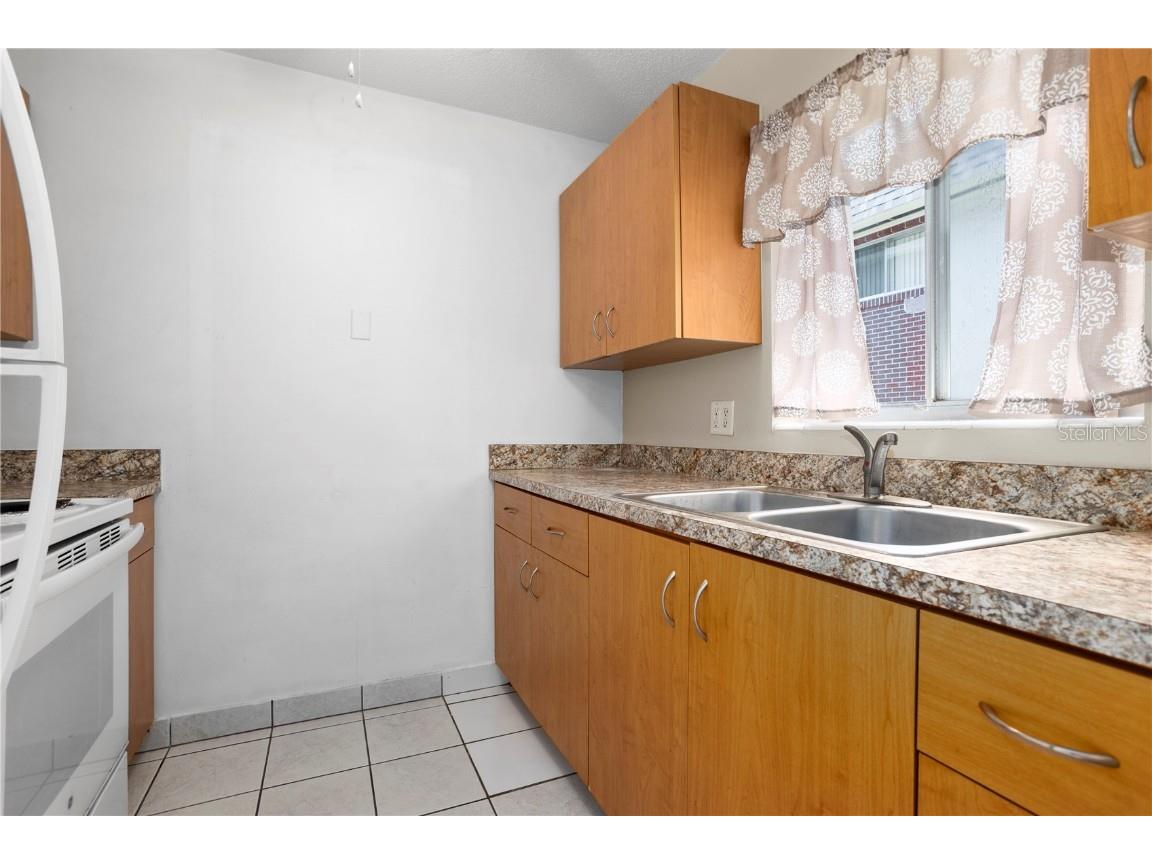 303 Ridge Boulevard #110 South Daytona FL 32119 V4943855 image22