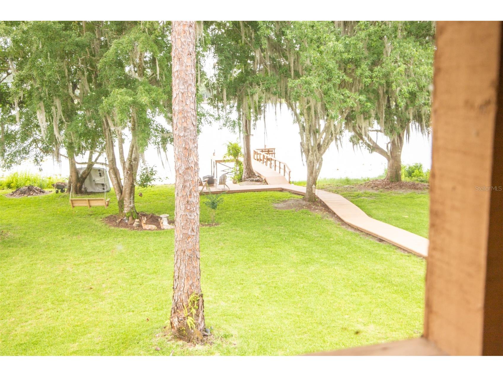 303 Riley Lake Drive Hawthorne FL 32640 GC541161 image25