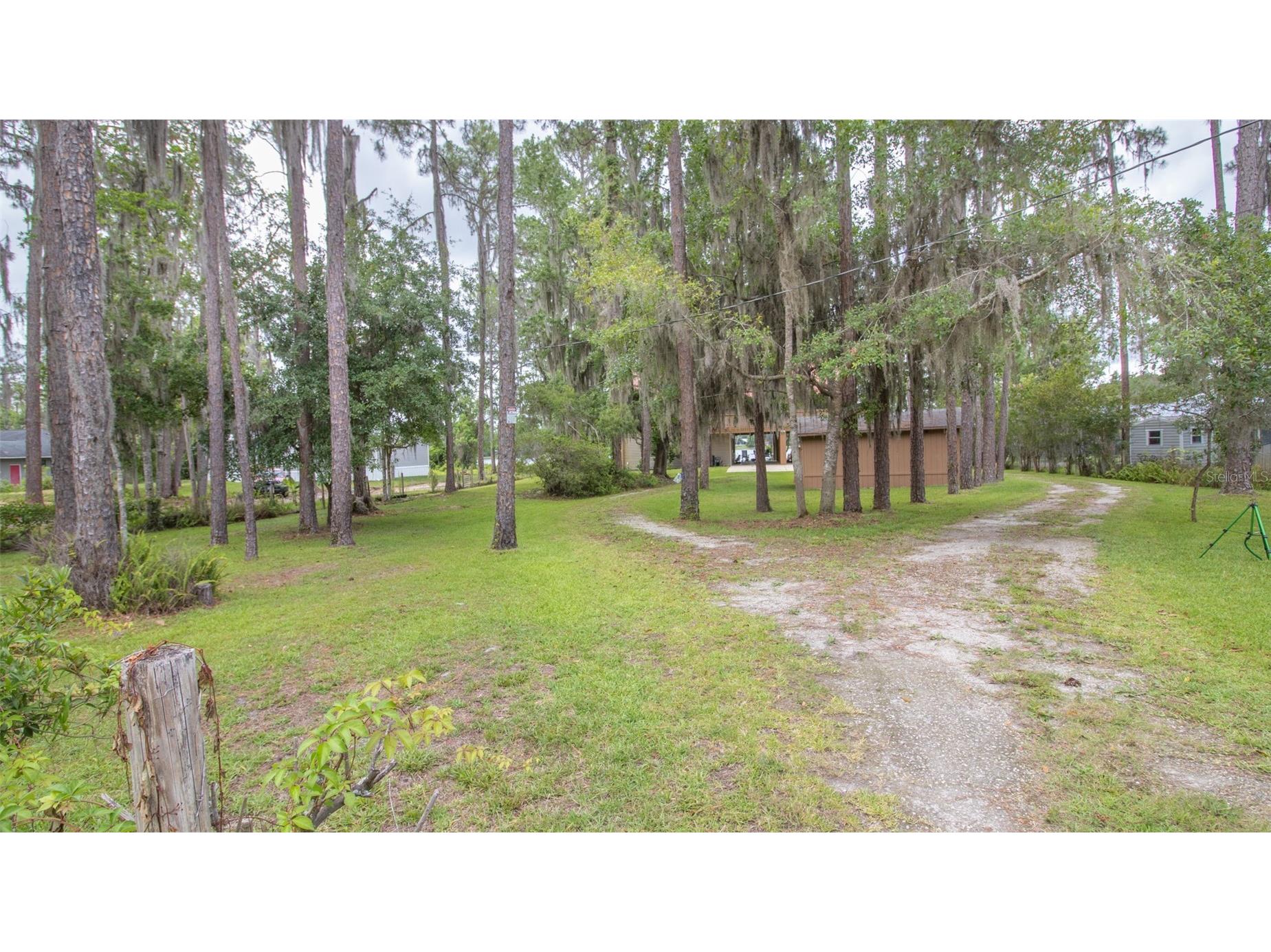 303 Riley Lake Drive Hawthorne FL 32640 GC541161 image74