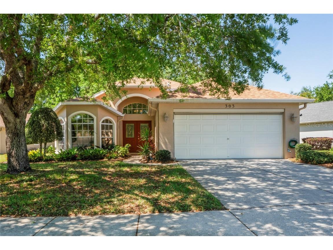 303 Rochester Street Spring Hill FL 34609 W7873715 image1