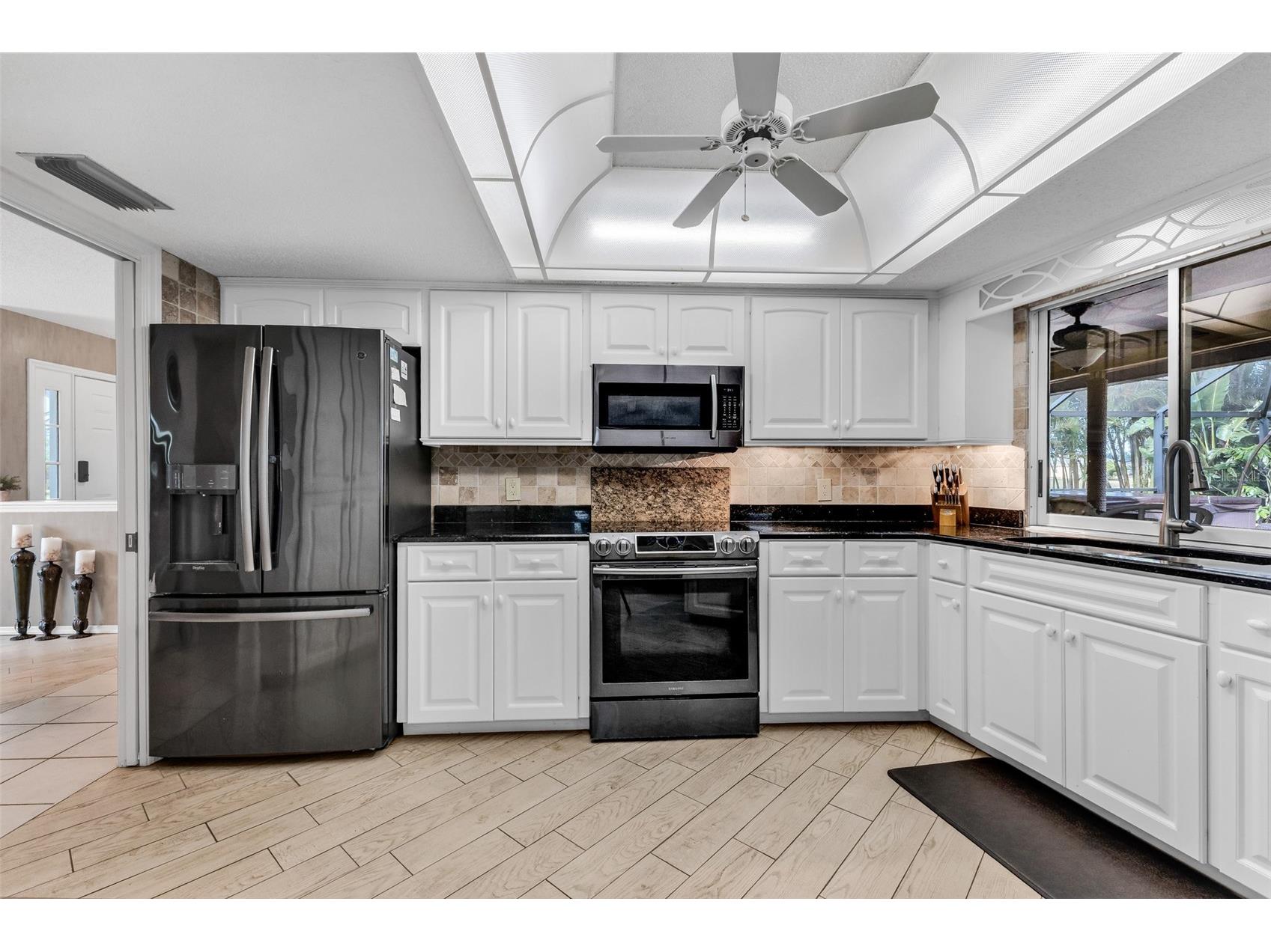 303 Rotonda Circle Rotonda West FL 33947 C7525873 image16