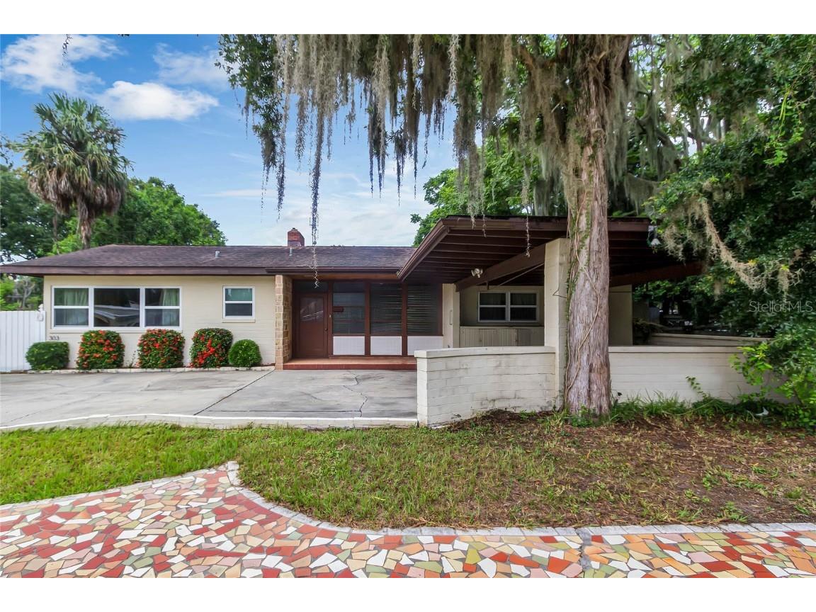 303 S 12th Street Leesburg FL 34748 G5085353 image1