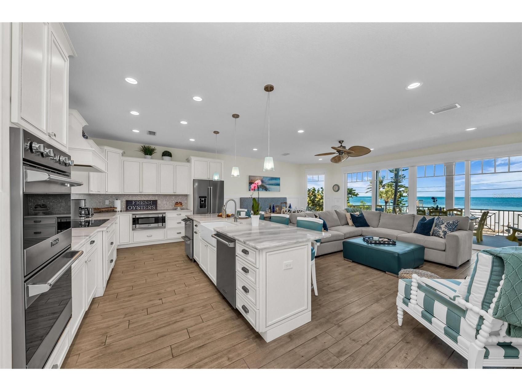 303 S Bay Boulevard Anna Maria FL 34216 - TAMPA BAY A4684390 image5