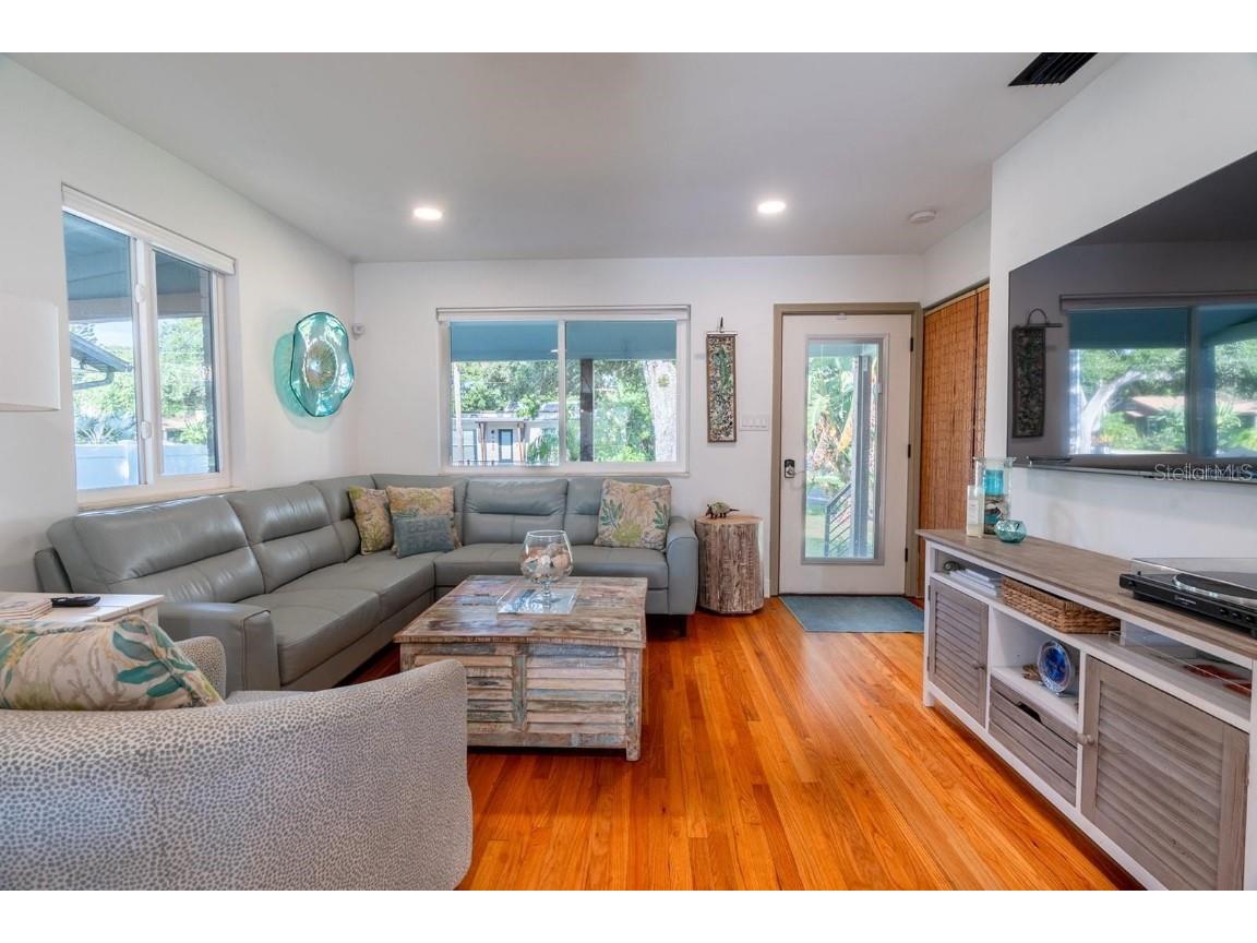 303 S Pine Street New Smyrna Beach FL 32169 NS1086677 image6