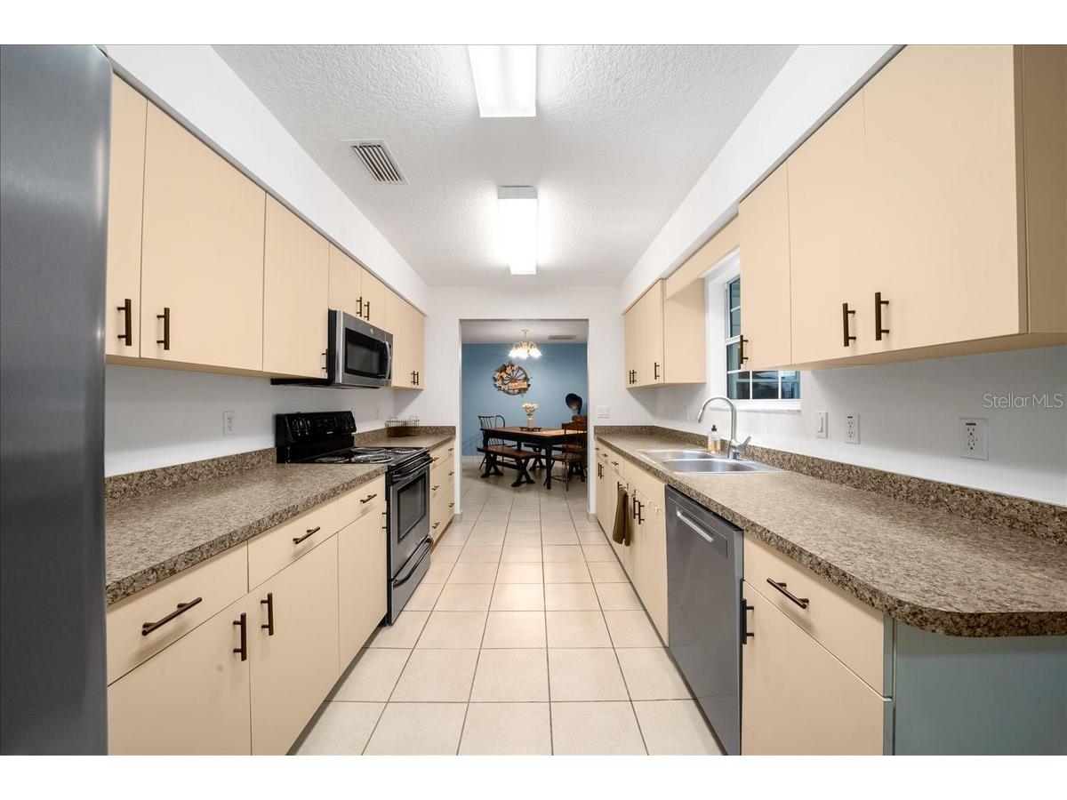 303 SE 29th Avenue Ocala FL 34471 OM719064 image38