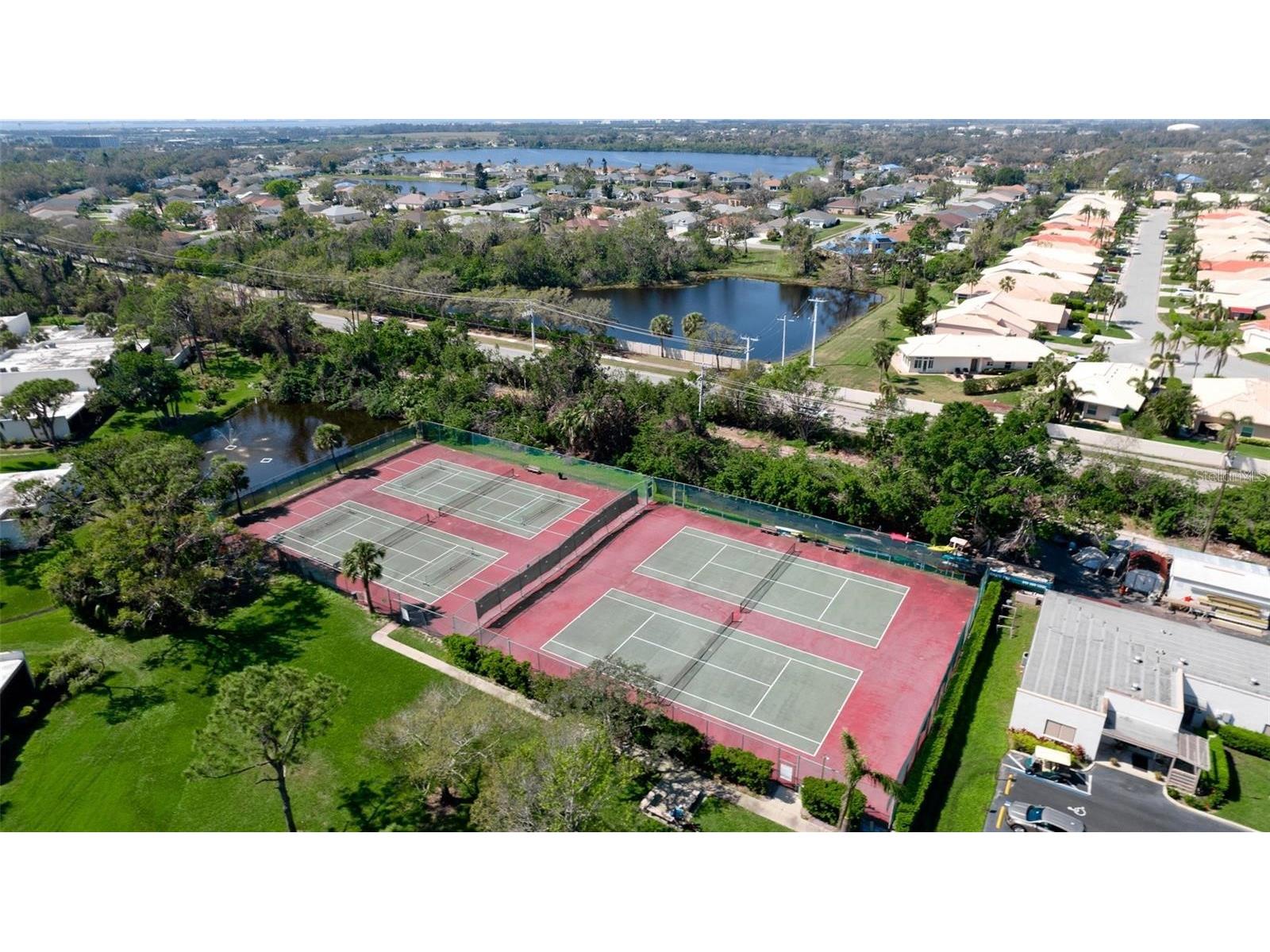 303 Springdale Drive #303 Bradenton FL 34210 A4691252 image23