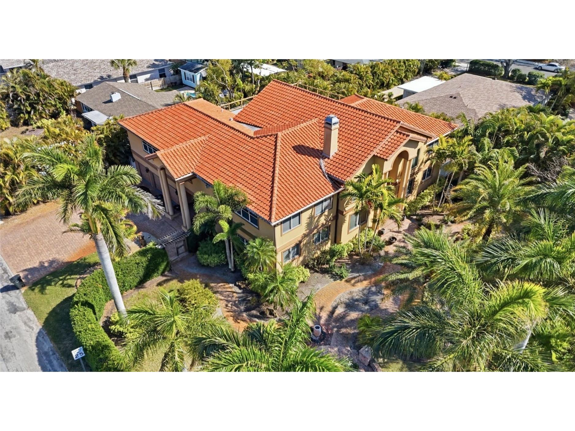303 Sunny Lane Belleair FL 33756 TB8497147 image3