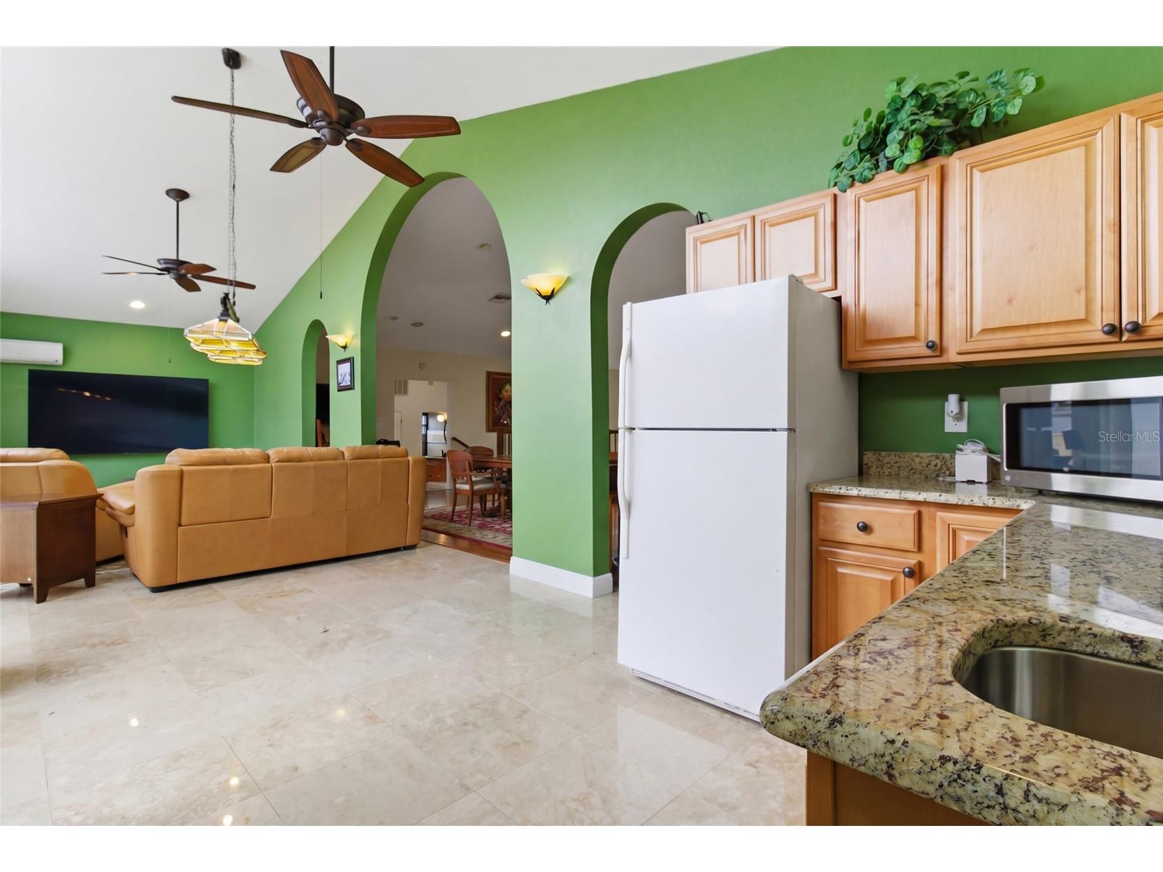 303 Sunny Lane Belleair FL 33756 TB8497147 image43