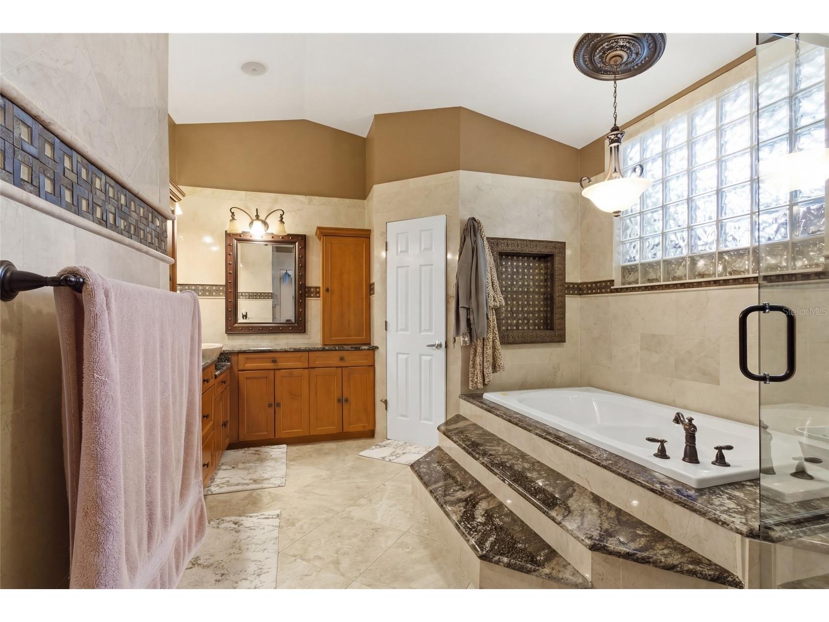 303 Sunny Lane Belleair FL 33756 TB8497147 image51