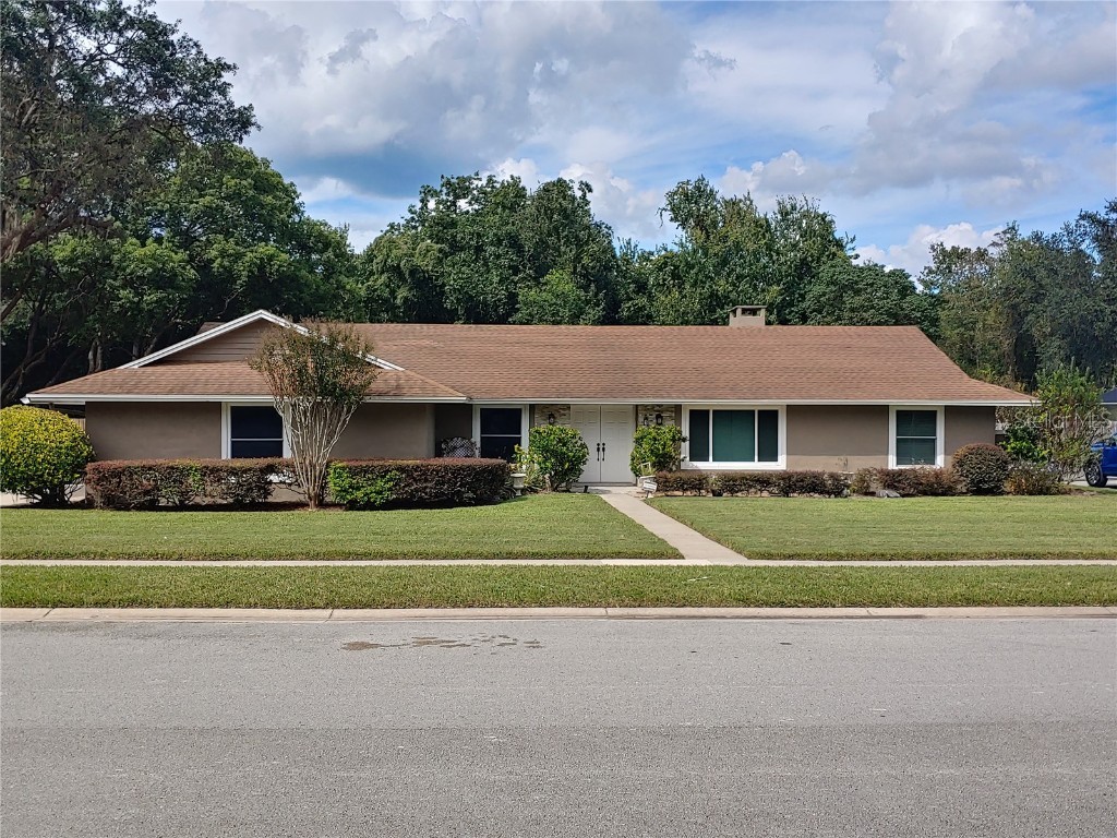 303 Valley Drive Longwood FL 32779 V4932792 image1