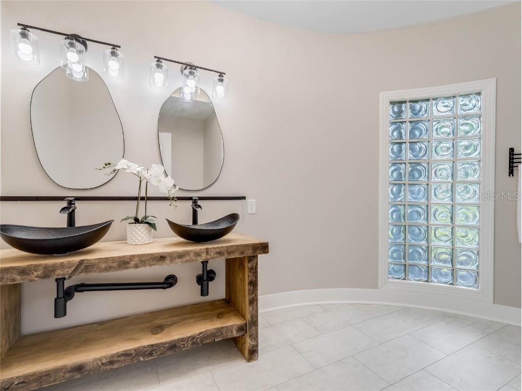 303 Waterwood Drive Yalaha FL 34797 - LAKE HARRIS O6282503 image26