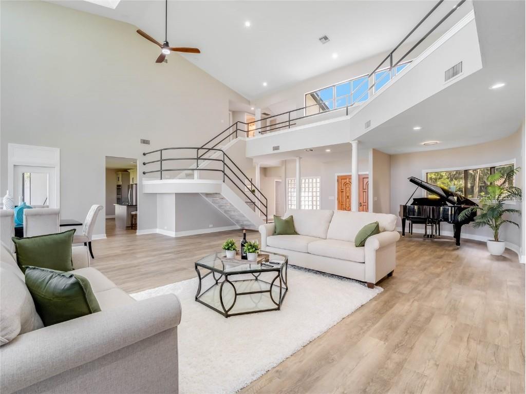 303 Waterwood Drive Yalaha FL 34797 - LAKE HARRIS O6282503 image5