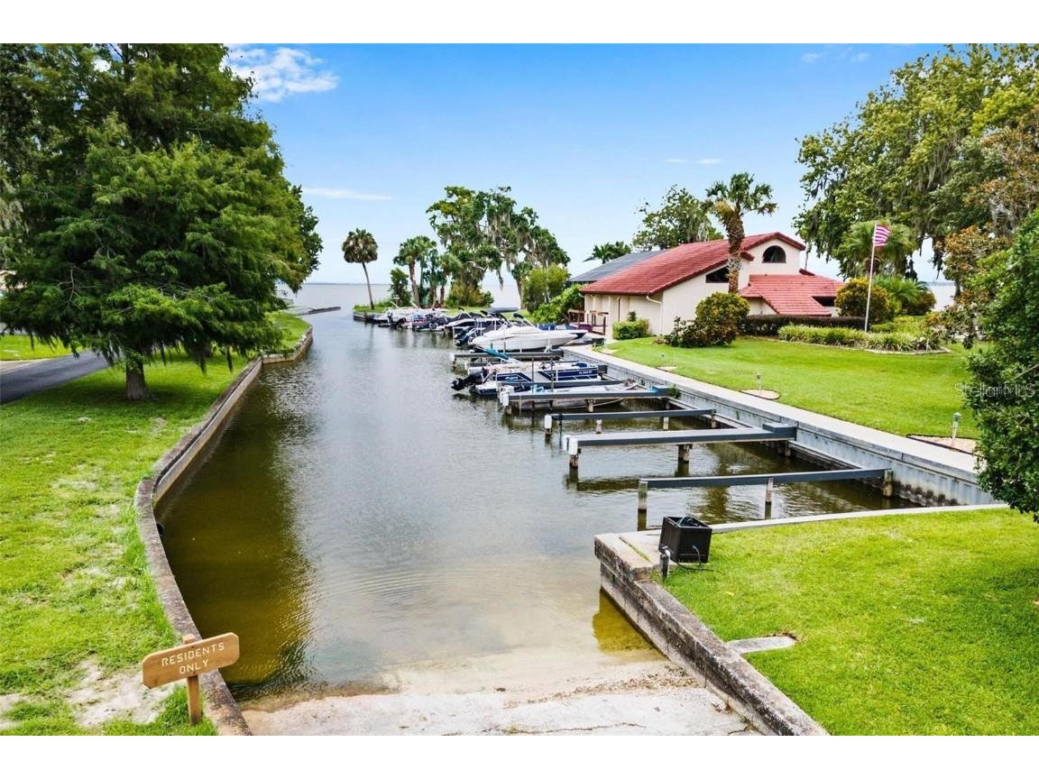 303 Waterwood Drive Yalaha FL 34797 - LAKE HARRIS O6282503 image63