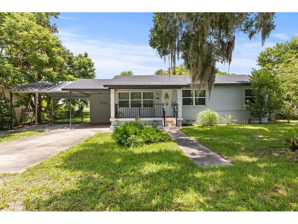 303 Woodmont Road Deland FL 32724 V4937512 image1