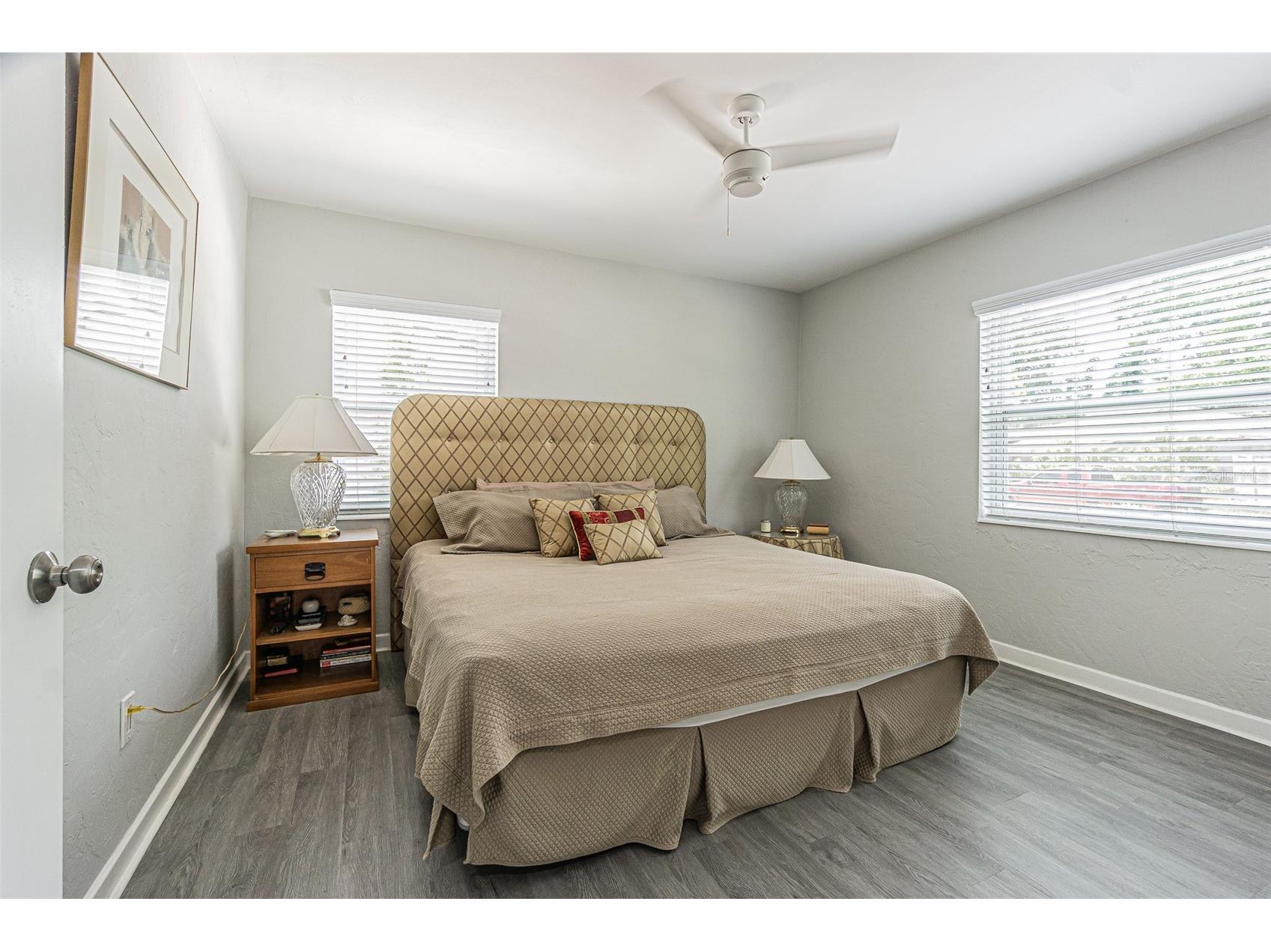 3030 14th Street N Saint Petersburg FL 33704 TB8523895 image11