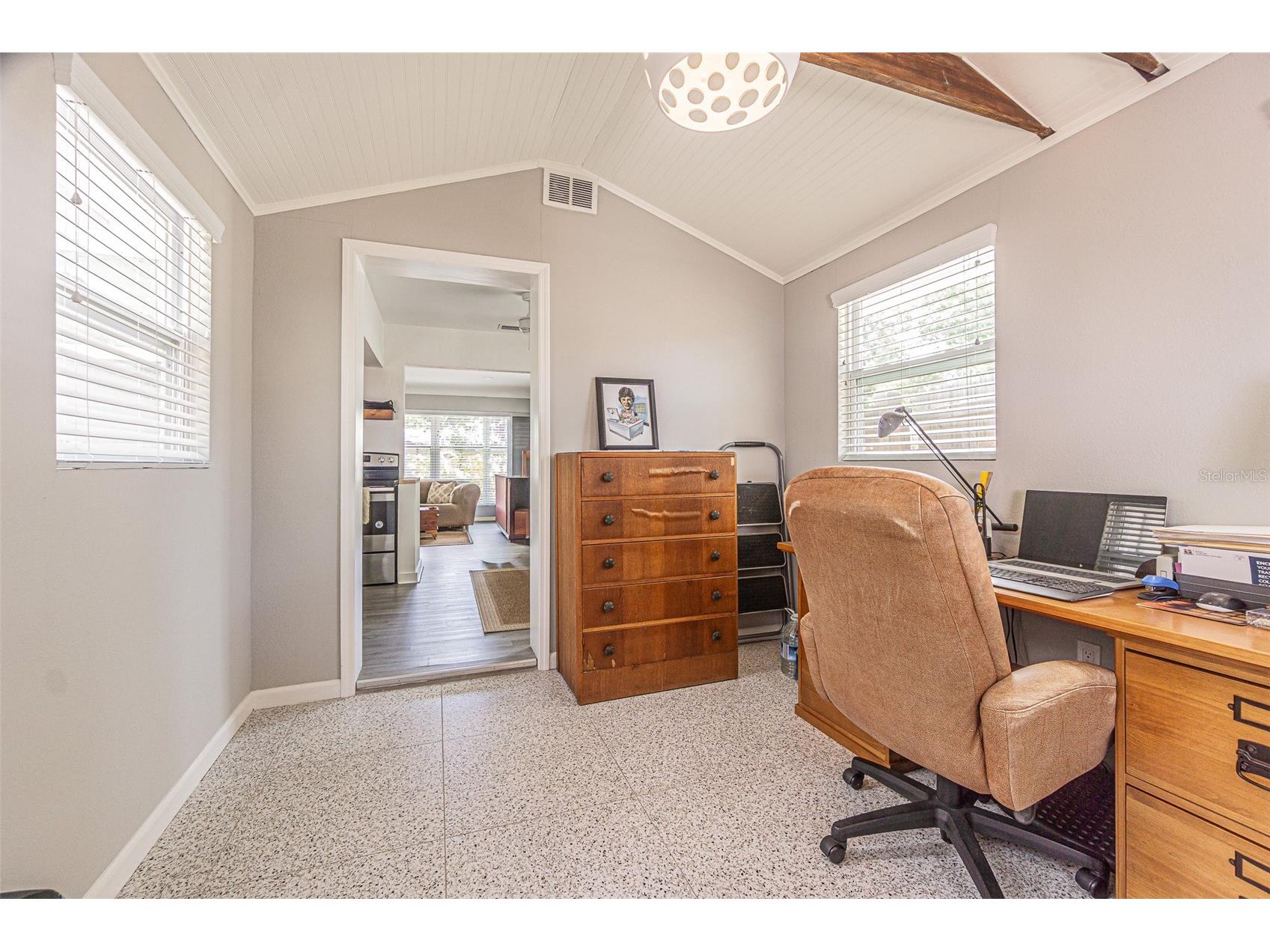 3030 14th Street N Saint Petersburg FL 33704 TB8523895 image15