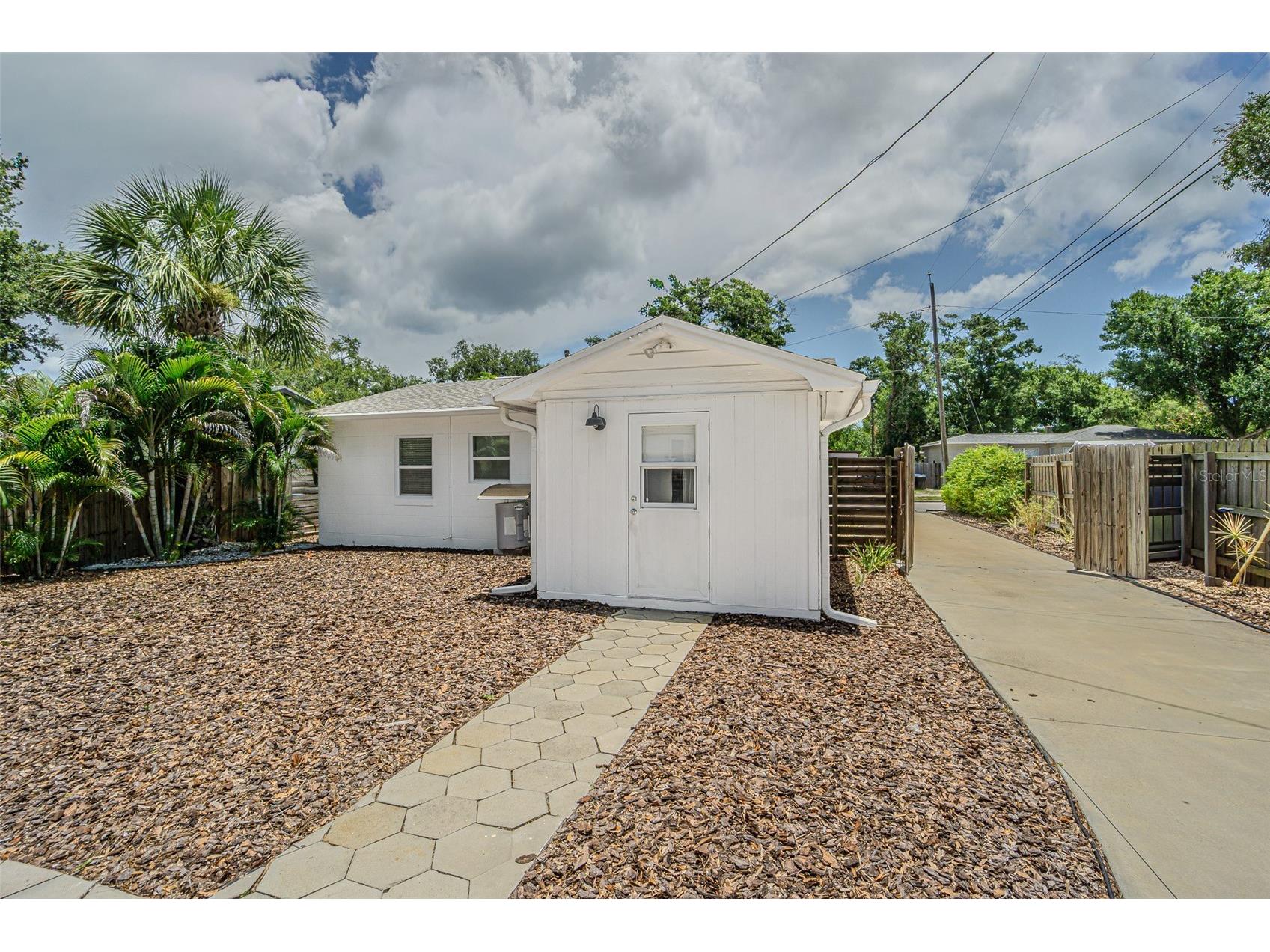 3030 14th Street N Saint Petersburg FL 33704 TB8523895 image18