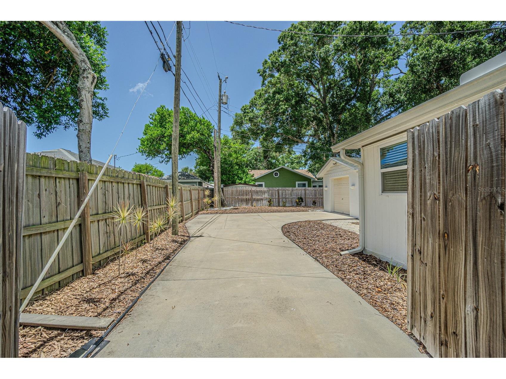 3030 14th Street N Saint Petersburg FL 33704 TB8523895 image23