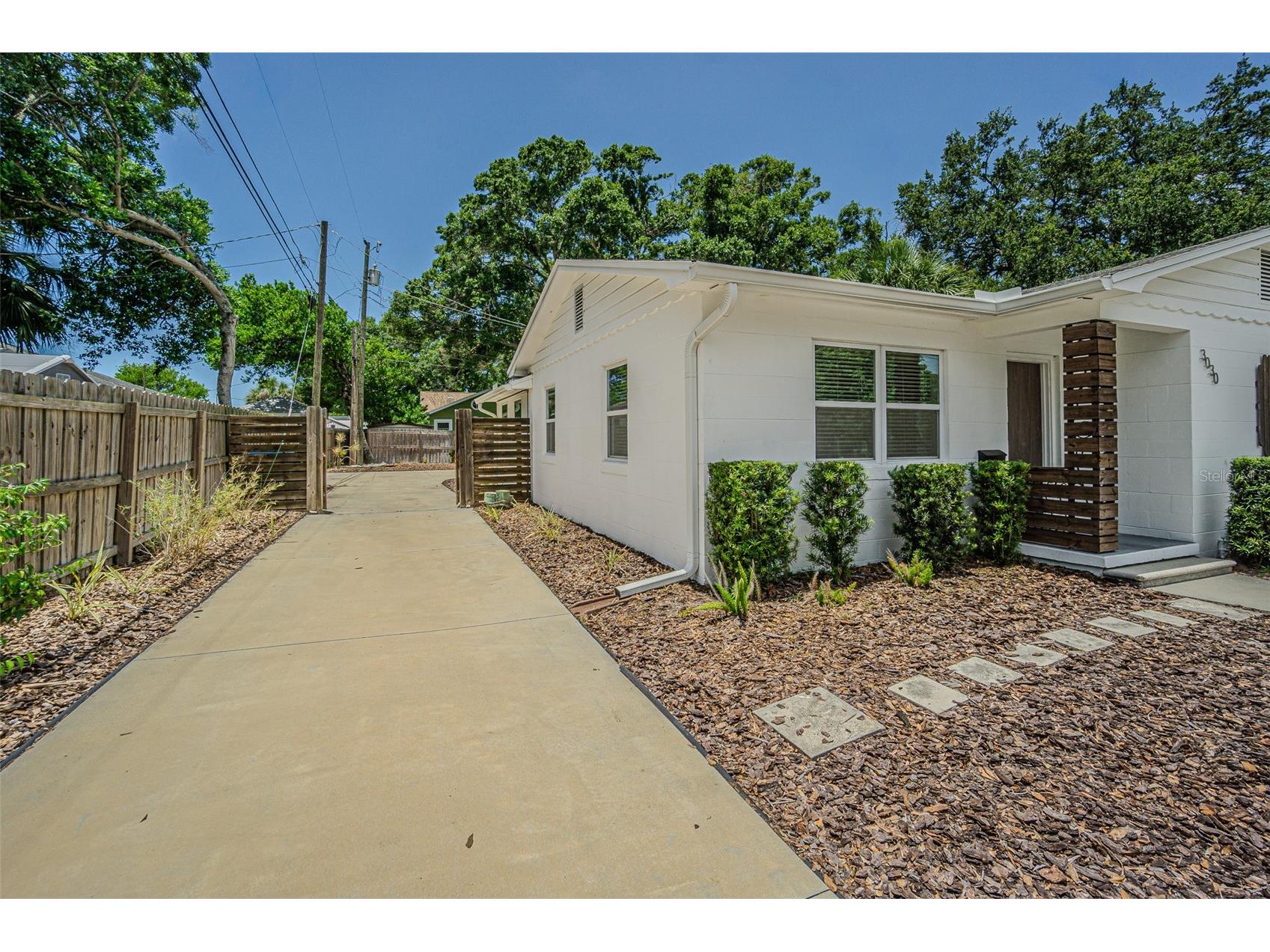 3030 14th Street N Saint Petersburg FL 33704 TB8523895 image24