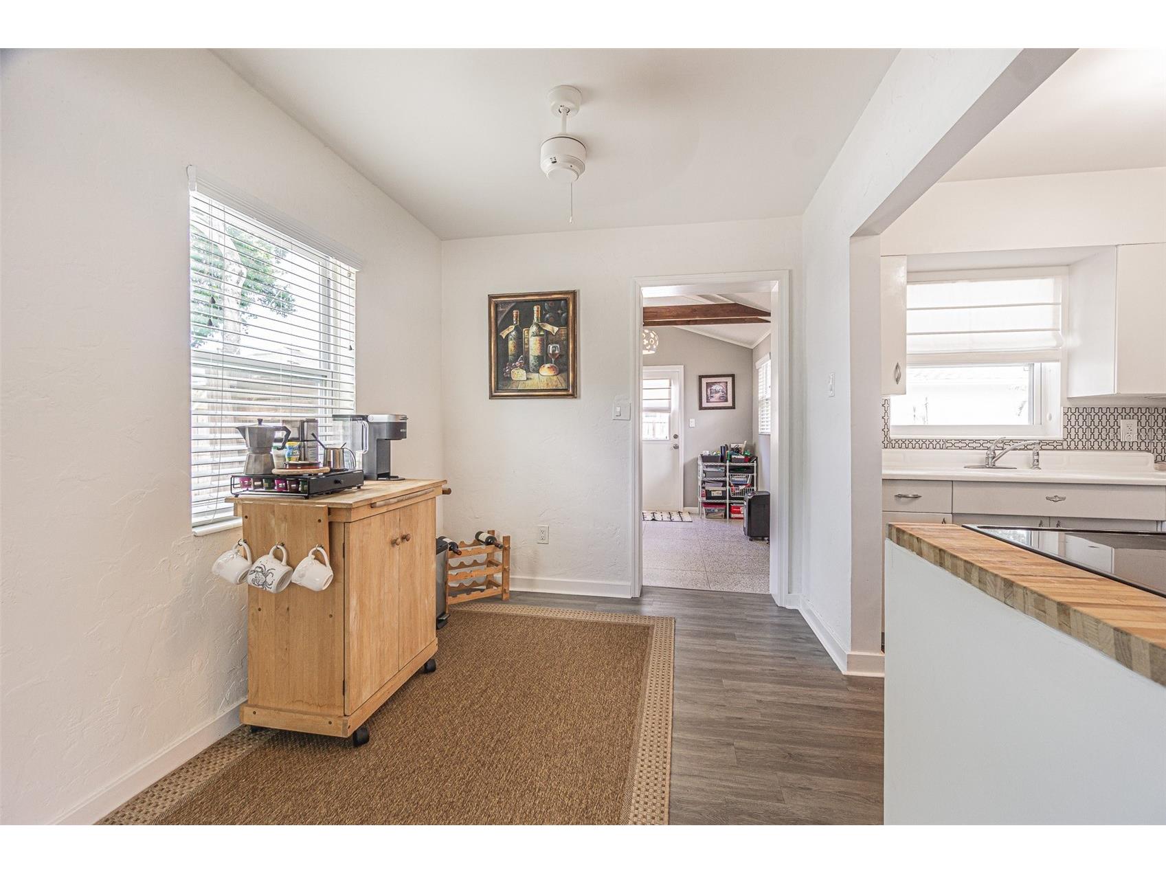 3030 14th Street N Saint Petersburg FL 33704 TB8523895 image9