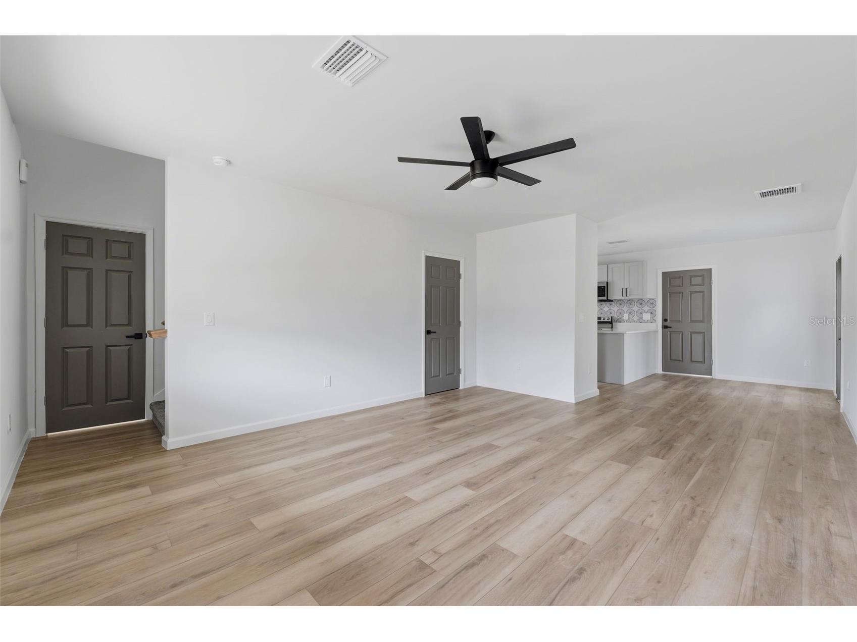 3030 5th Street N Saint Petersburg FL 33704 TB8505268 image14