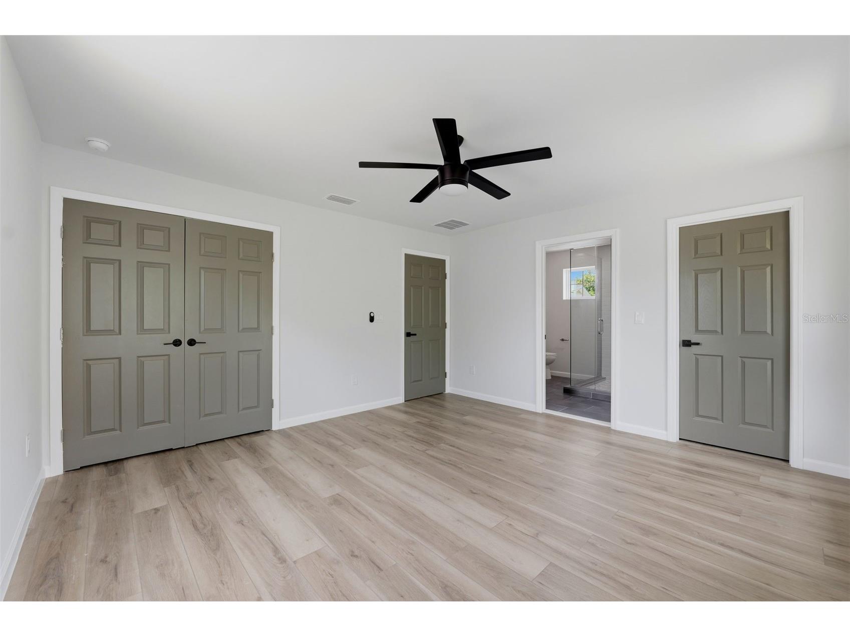 3030 5th Street N Saint Petersburg FL 33704 TB8505268 image19