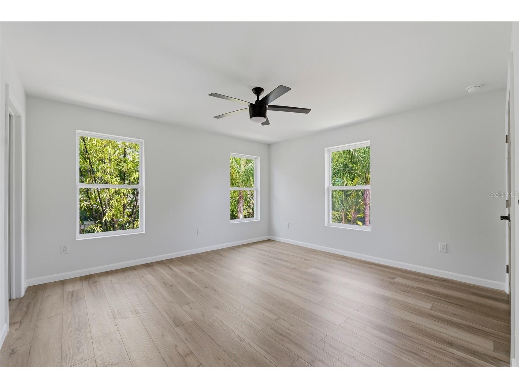 3030 5th Street N Saint Petersburg FL 33704 TB8505268 image21