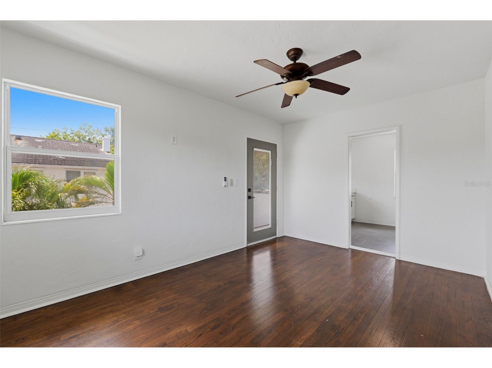 3030 5th Street N Saint Petersburg FL 33704 TB8505268 image40