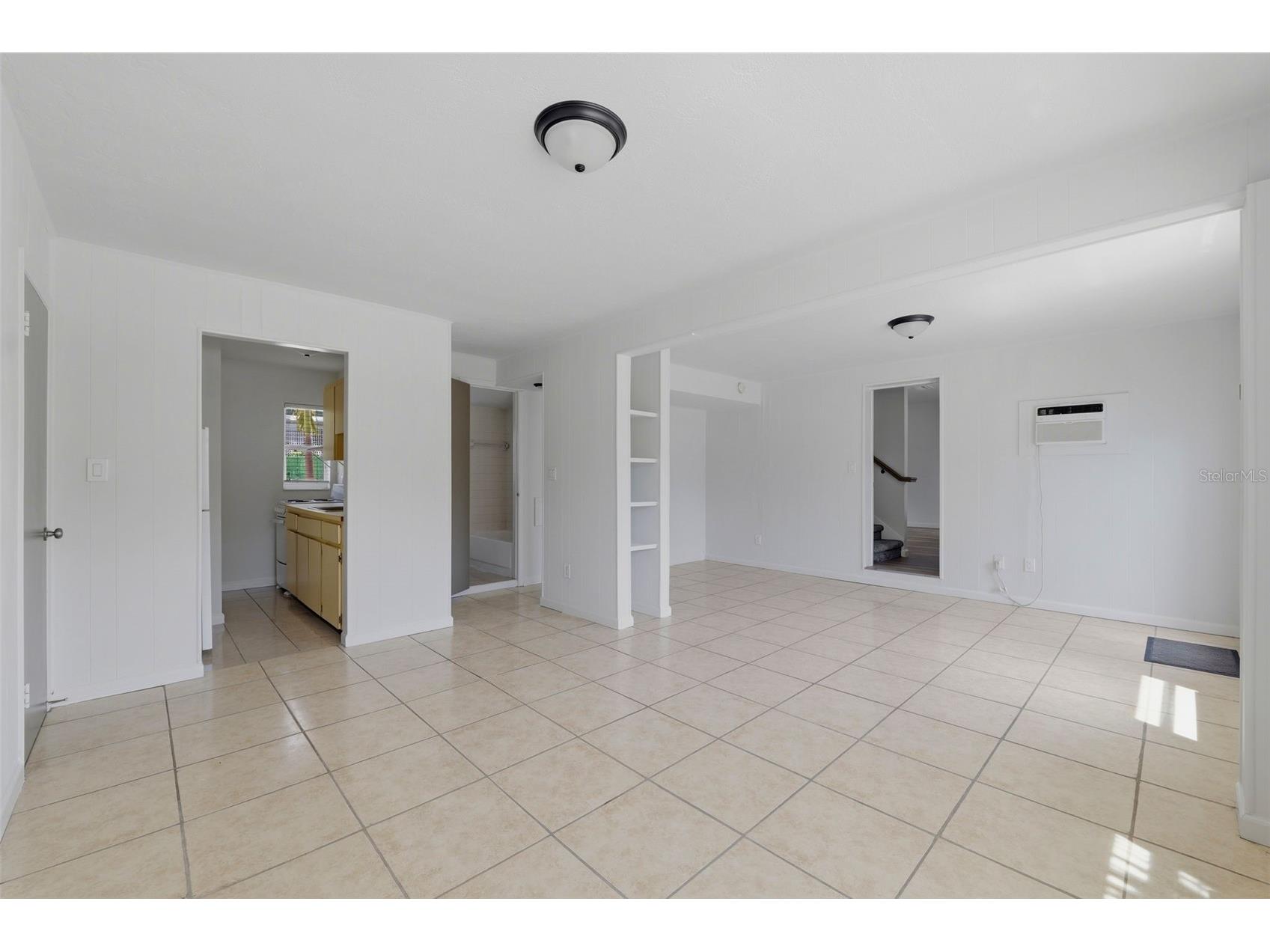 3030 5th Street N Saint Petersburg FL 33704 TB8505268 image60