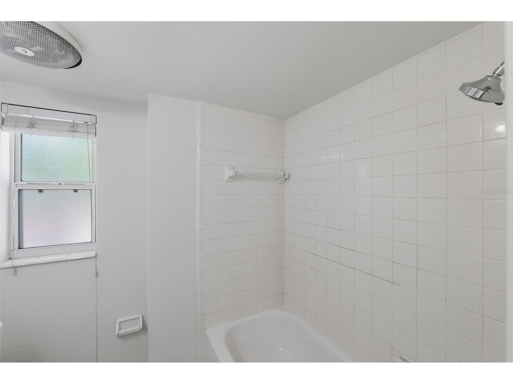 3030 5th Street N Saint Petersburg FL 33704 TB8505268 image64