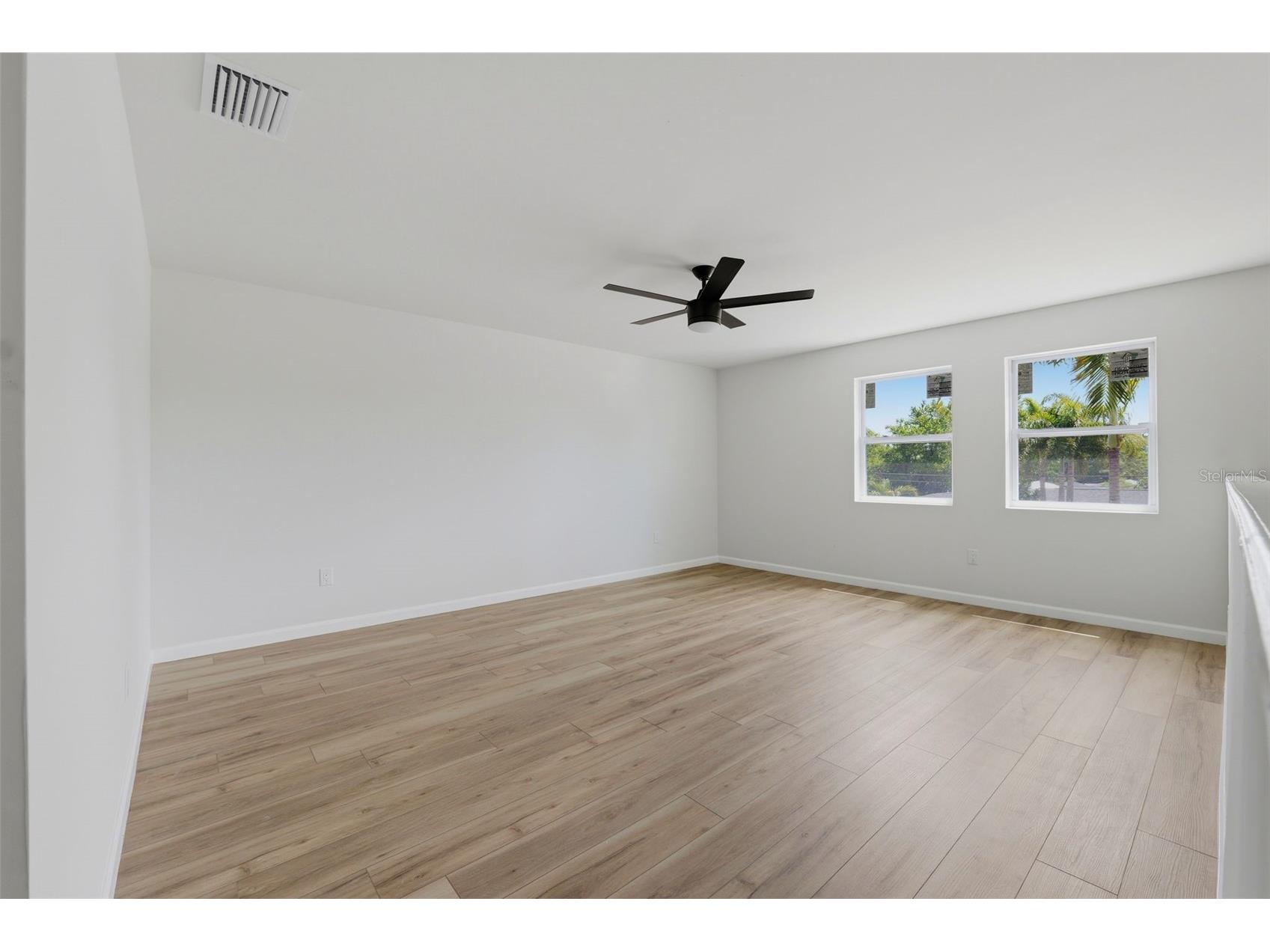 3030 5th Street N Saint Petersburg FL 33704 TB8505576 image55