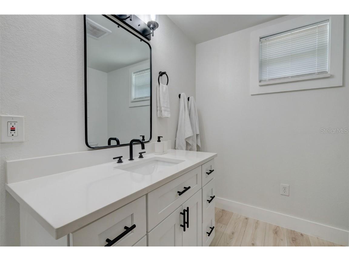 3030 Ashton Road Sarasota FL 34231 C7516086 image15