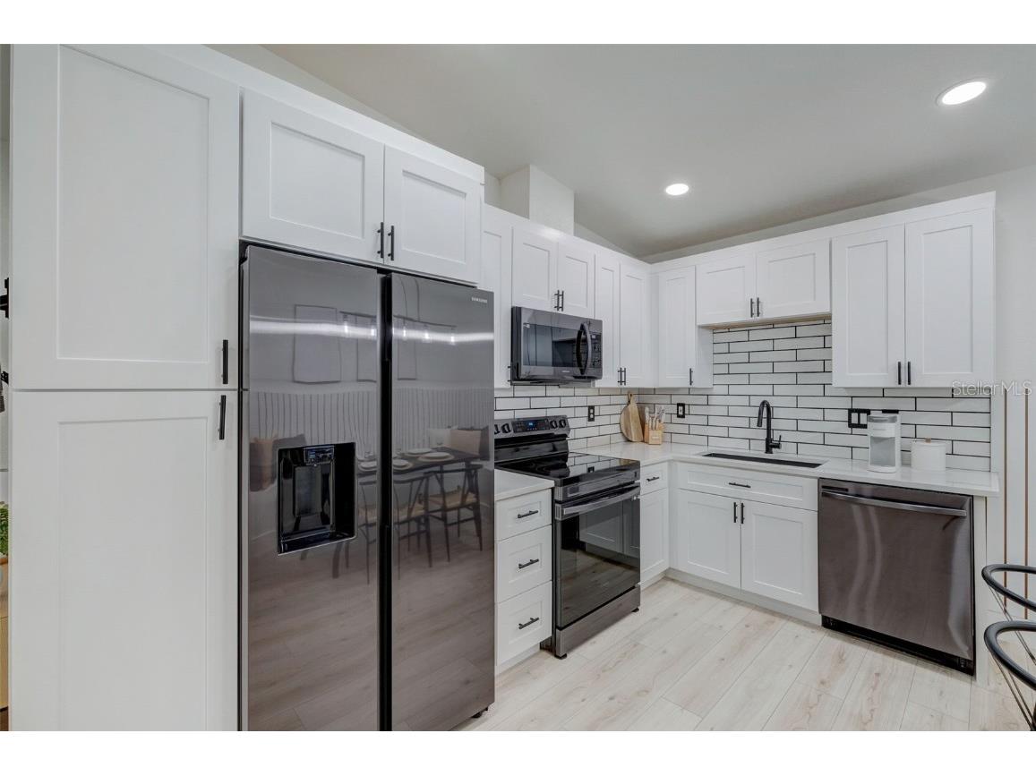 3030 Ashton Road Sarasota FL 34231 C7516086 image2