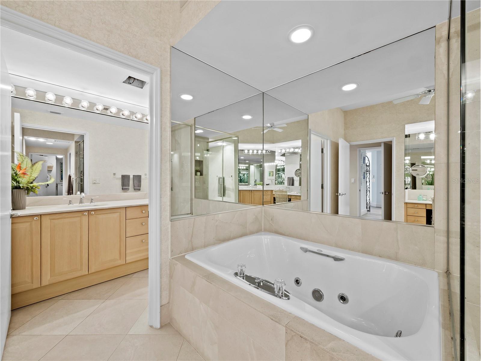 3030 Grand Bay Boulevard #312 Longboat Key FL 34228 - SARASOTA BAY A4694200 image19