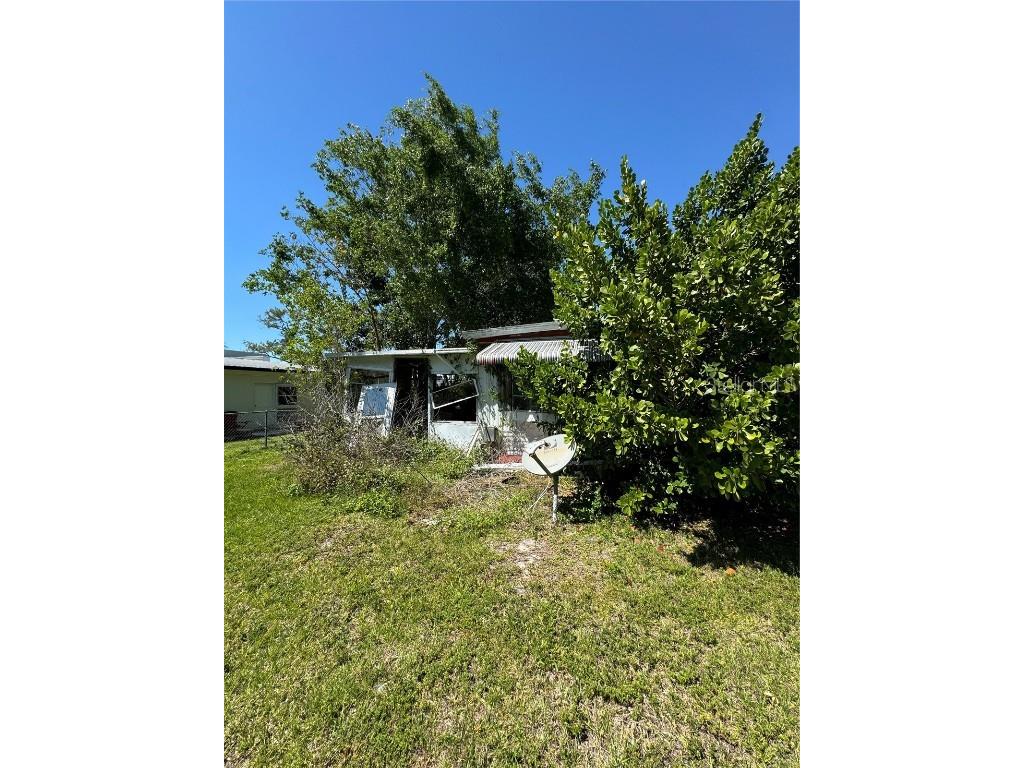 3030 Karen Drive Naples FL 34112 TB8417844 image8