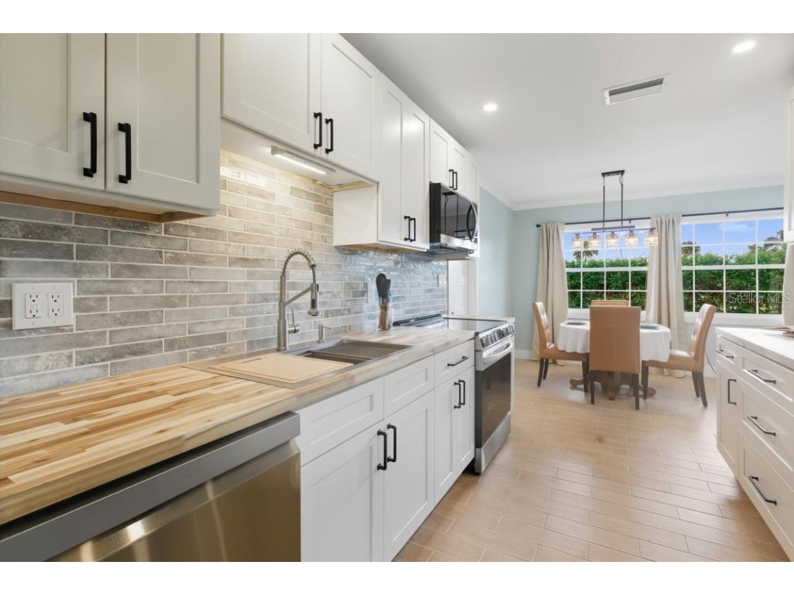 3030 Palm Drive Punta Gorda FL 33950 A4670284 image11