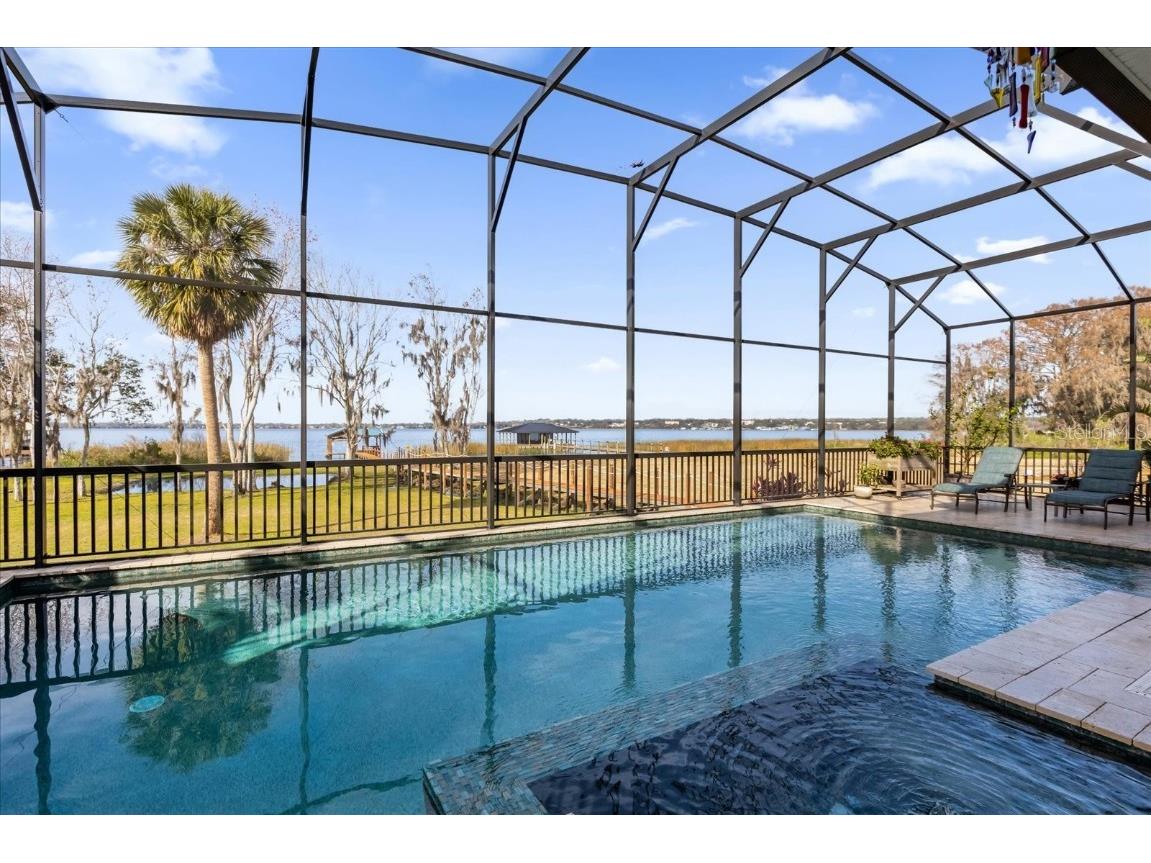 30303 Island Club Dr Tavares FL 32778 - LAKE DORA G5090345 image1