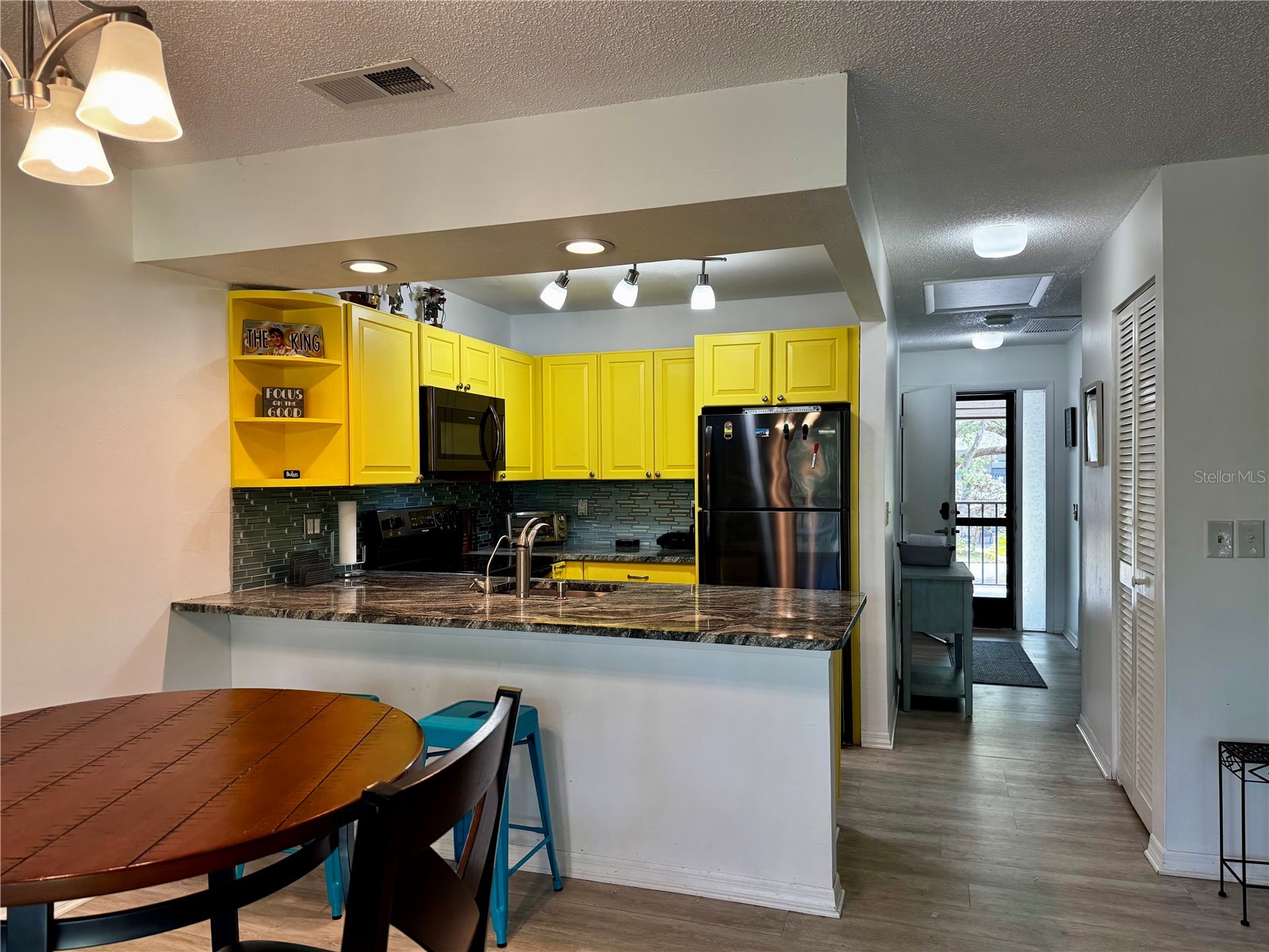 3031 Quail Hollow #16 Sarasota FL 34235 A4689429 image5